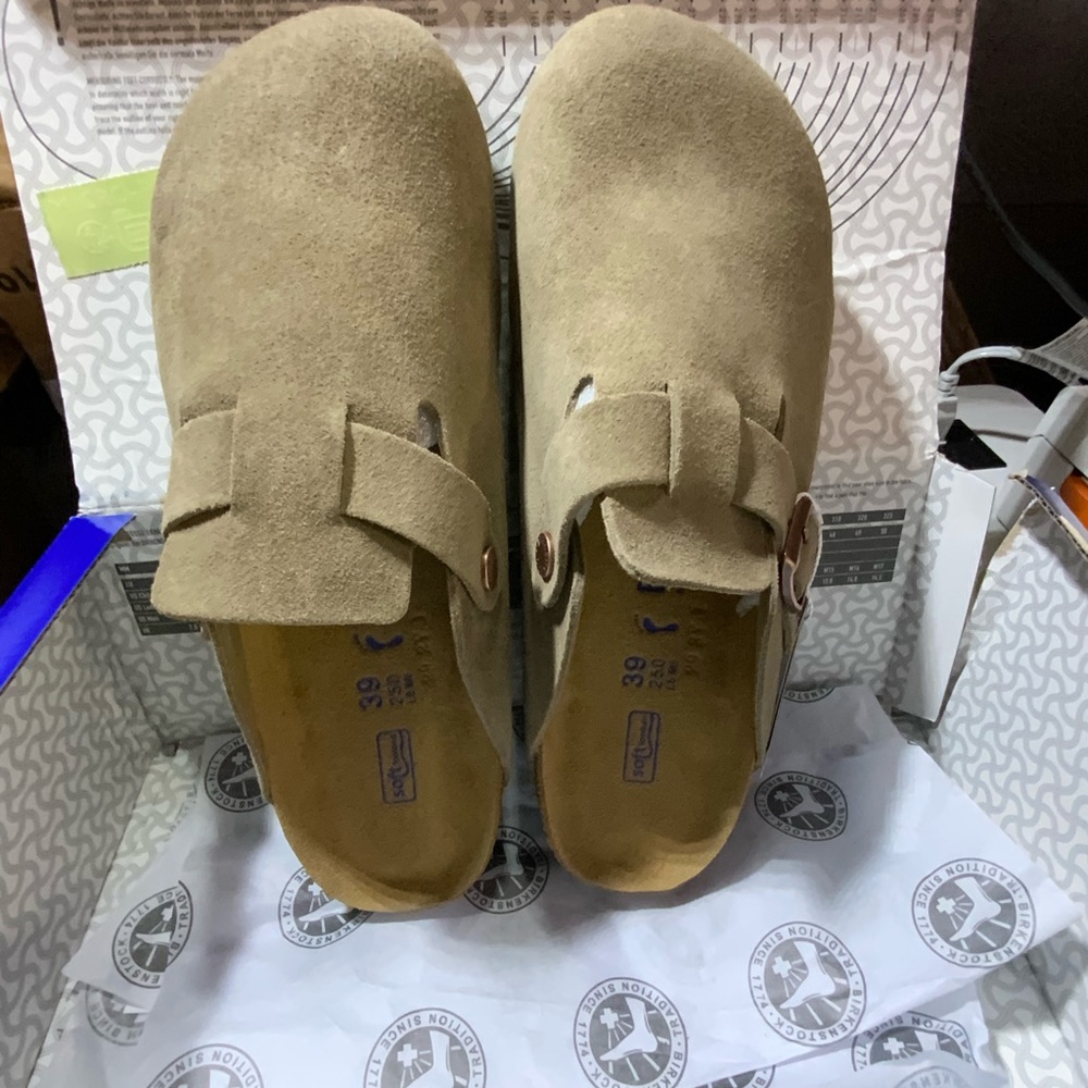 Boston Birkenstock size 39 Narrow